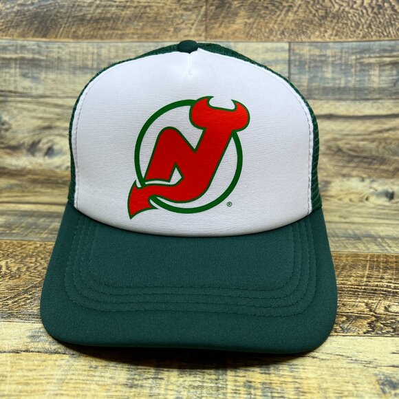 New Jersey Devils Mens Trucker Hat Green Snapback Retro Hockey Logo Ball Cap - Picture 2 of 8